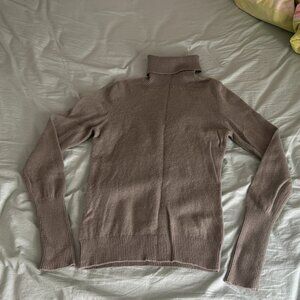 Naadam Cashmere Turtleneck in XS, Moss green